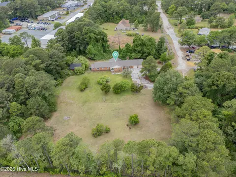 1040 Rosa Parks Ln, Wilmington, NC 28409