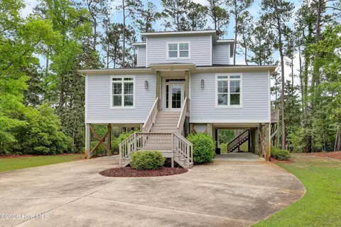 346 Shore Point Dr, Wilmington, NC 28411