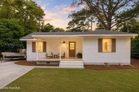 227 Dixie Ave, Wilmington, NC 28403
