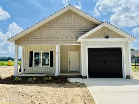 304 E Norwayne Alumni Way, Fremont, NC 27830