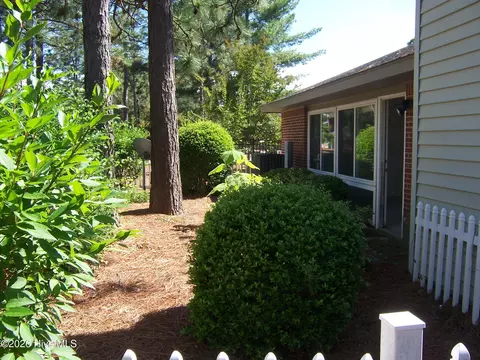 Exterior - 580 Pinehurst Trace Dr, Pinehurst, NC 28374 photo 7 of 9