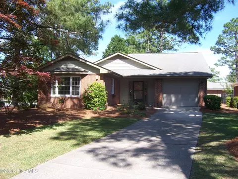 Exterior - 580 Pinehurst Trace Dr, Pinehurst, NC 28374 photo 2 of 9