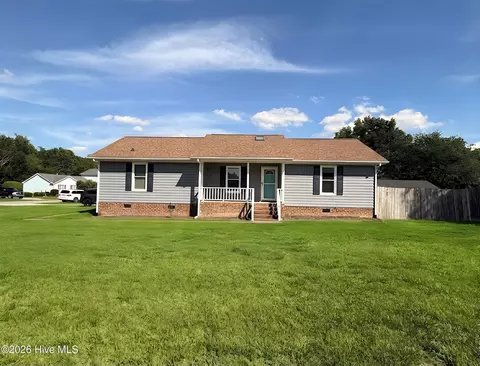1511 Westmont Dr, Greenville, NC 27834