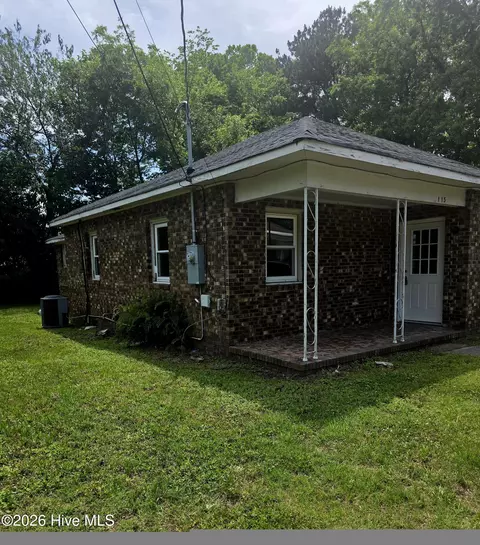 113 Cedar St, Rocky Mount, NC 27803