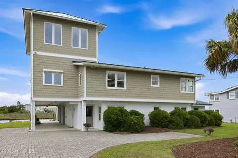 113 Cedar Ln, Cedar Point, NC 28584