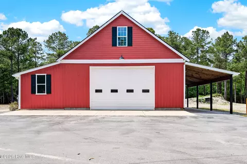 Exterior - 635 Richlands Loop Rd, Richlands, NC 28574 photo 6 of 6