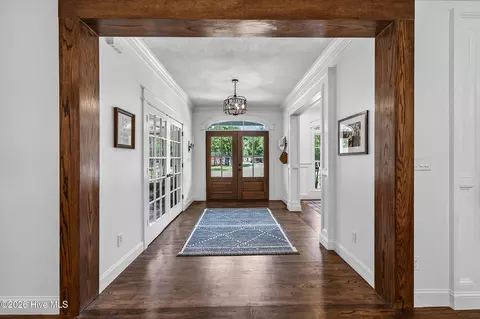 Entry Way - 635 Richlands Loop Rd, Richlands, NC 28574 photo 5 of 5