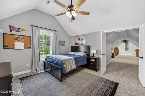 Bedroom - 635 Richlands Loop Rd, Richlands, NC 28574 photo 4 of 8