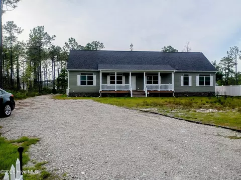 349 Fifty Lakes Dr, Southport, NC 28461