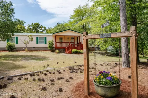 5385 Redwood St SW, Shallotte, NC 28470