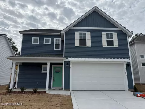 656 Chambers Dr, Southern Pines, NC 28387