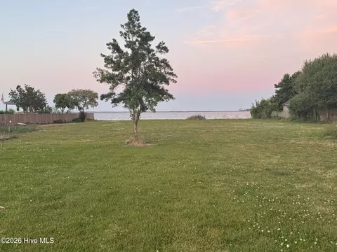 118 E Canvasback Dr, Currituck, NC 27929 photo 2
