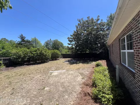 Exterior - 10 Beryl Cir, Pinehurst, NC 28374 photo 5 of 7