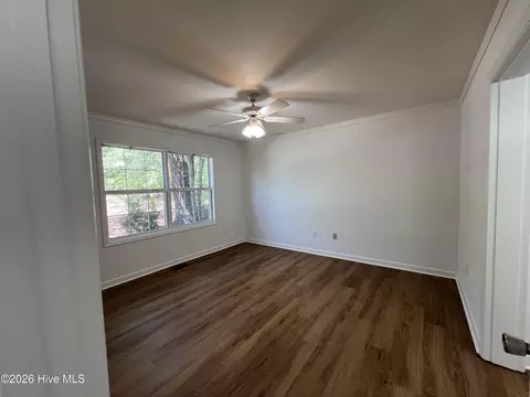 Bedroom - 10 Beryl Cir, Pinehurst, NC 28374 photo 5 of 7