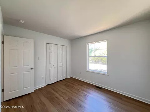 Bedroom - 10 Beryl Cir, Pinehurst, NC 28374 photo 4 of 7