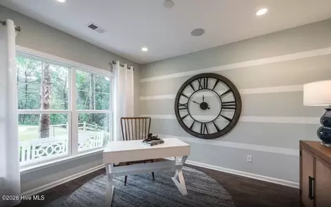 Entry Way - 562 Glitter Bay Loop, Shallotte, NC 28470 photo 4 of 4