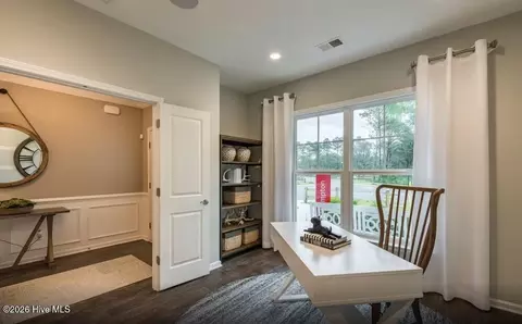 Entry Way - 562 Glitter Bay Loop, Shallotte, NC 28470 photo 3 of 4