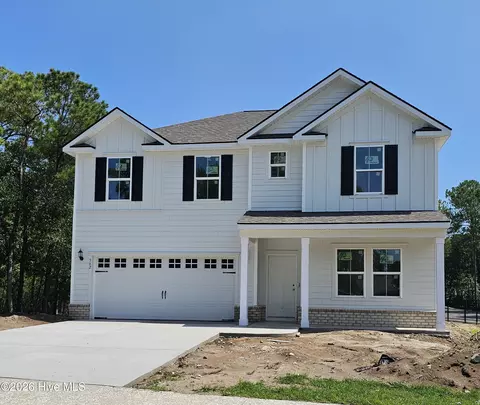 562 Glitter Bay Loop, Shallotte, NC 28470
