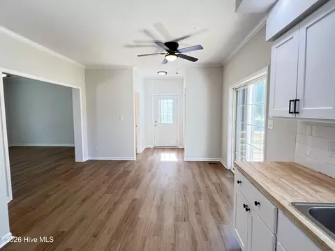 Entry Way - 568 Bald Eagle Dr, Vass, NC 28394 photo 2 of 5