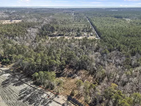 1 Lea Crest Ln # A, Hampstead, NC photo 7