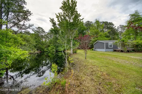 554 Dark Oak St SW, Shallotte, NC 28470