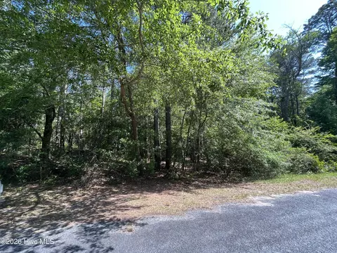 304 Eastman Rd, Southern Pines, NC 28387