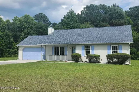 243 Parnell Rd, Hubert, NC 28539
