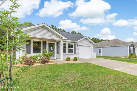 1316 N Fisher King Dr SE, Bolivia, NC 28422