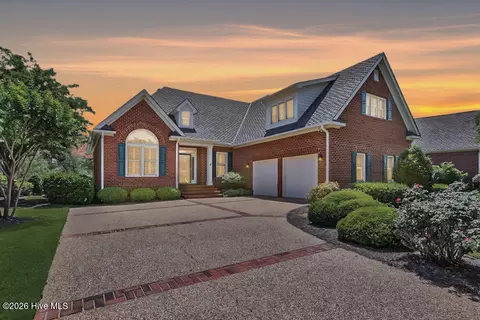 2006 Kenilworth Ln, Wilmington, NC 28405