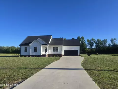 138 Sand Hills Rd # B, Camden, NC 27921