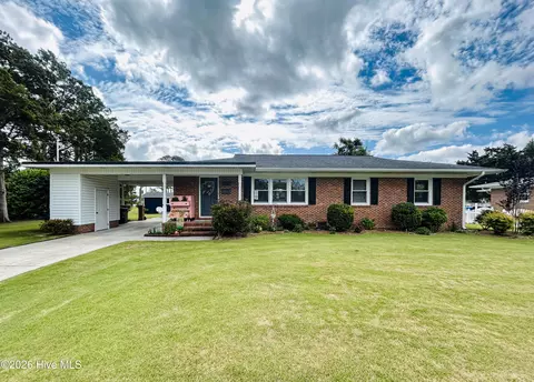 1014 Schall Pl, Jacksonville, NC 28540