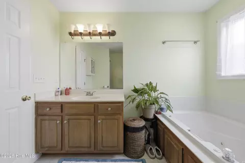 Bath - 3733 Virginia Rd, Tyner, NC 27980 photo 4 of 8