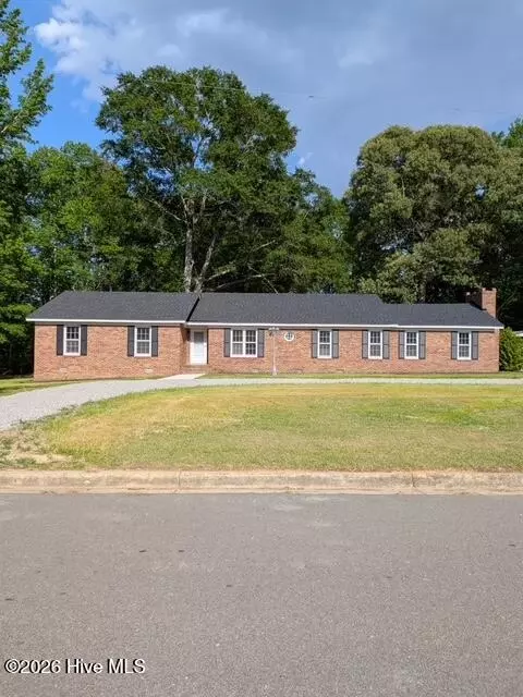 503 Castleton Dr, Hertford, NC 27944