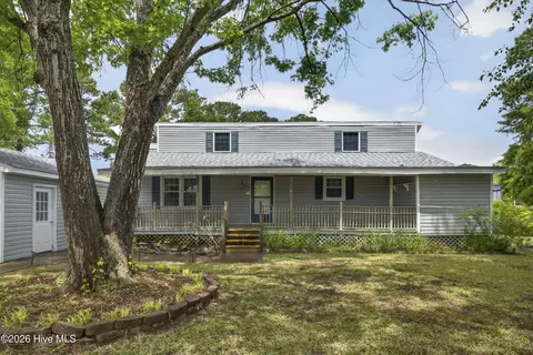 604 Augusta Ave, Carolina Beach, NC 28428