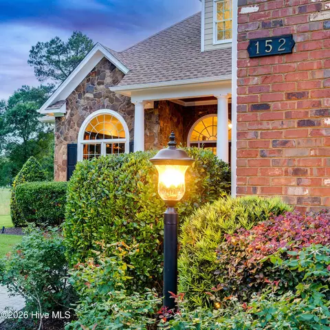 Exterior - 152 E Winding Way, Wallace, NC 28466 photo 7 of 12