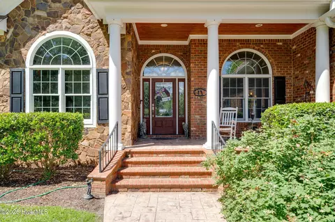 Exterior - 152 E Winding Way, Wallace, NC 28466 photo 5 of 12
