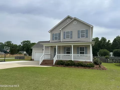 2783 Ruth Evans Dr, Grimesland, NC 27837