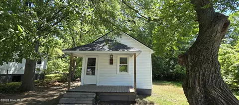 1907 S Pitt St, Greenville, NC 27834
