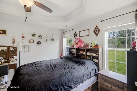 Bedroom - 104 Van Riggs Rd, Hubert, NC 28539 photo 1 of 5