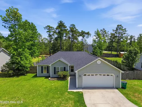 View/Area - 104 Van Riggs Rd, Hubert, NC 28539 photo 2 of 7