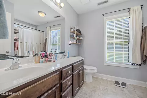 Bath - 104 Van Riggs Rd, Hubert, NC 28539 photo 1 of 4