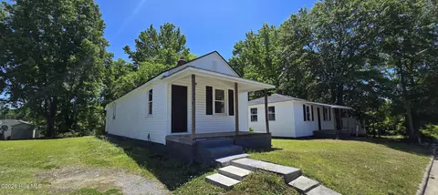 1903 S Pitt St, Greenville, NC 27834