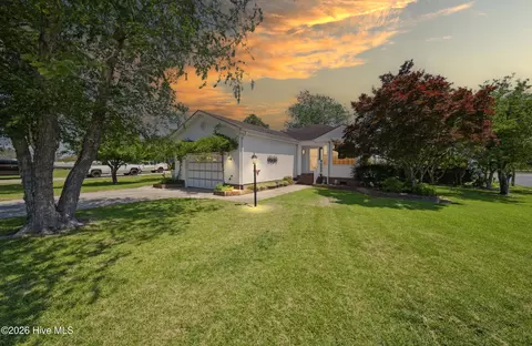 136 Simpson Rd, Barco, NC 27917