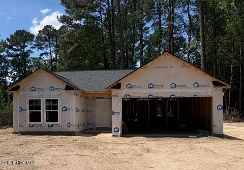 6446 Niblick Rd, Grifton, NC 28530