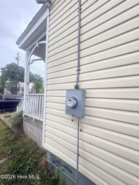 Exterior - 413 Crawford Ave, Augusta, GA 30904 photo 3 of 10