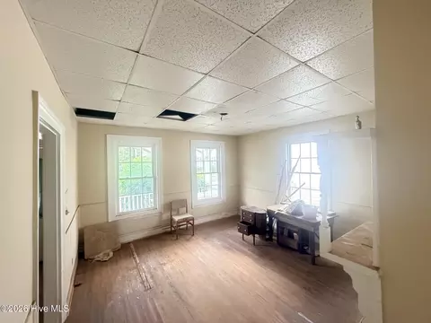Living - 413 Crawford Ave, Augusta, GA 30904 photo 4 of 4