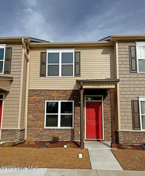 502 Pate Dr, Midway Park, NC 28544