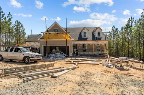 5008 Arcadia Way, West End, NC 27376
