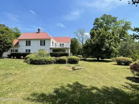Exterior - 503 E Robert Toombs Ave, Washington, GA 30673 photo 3 of 8