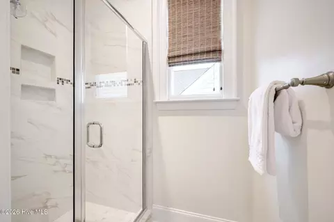 Bath - 2082 Egret Cir, Evans, GA 30809 photo 3 of 5